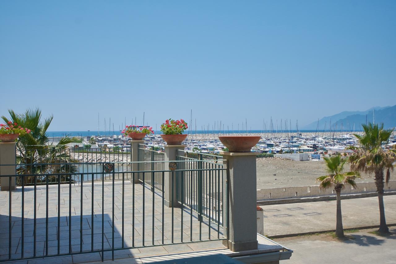 Hotel Saint Joseph Salerno Exterior foto
